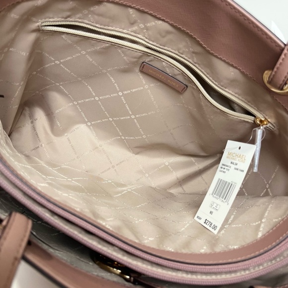 Michael Kors Walsh Dark Fawn Tote - Picture 5 of 8